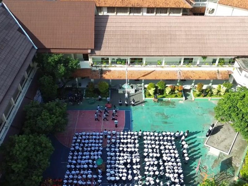 UPACARA HUT GURU SMP N 12 KOTA SURAKARTA